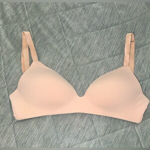Victoria’s Secret wireless T-shirt bra